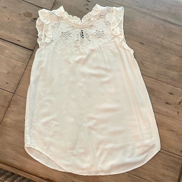 Loft lace ruffle top - Picture 3 of 7